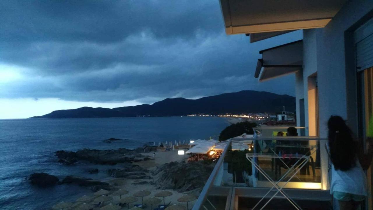 Almare Seaside Studios & Suites - Sarti Sithonia Exteriör bild